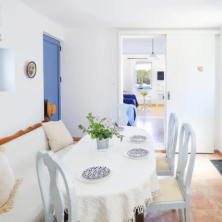 Appartamento Three Art House, Floor Open Plan Studio, Open Plan Art With Front Yard In *